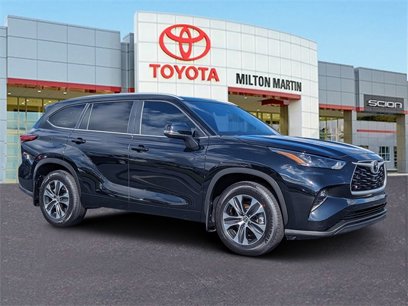 Certified 2023 Toyota Highlander XLE