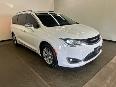 Used 2018 Chrysler Pacifica Limited