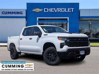 New 2025 Chevrolet Silverado 1500 Custom Trail Boss w/ LPO, Dark Essentials Package