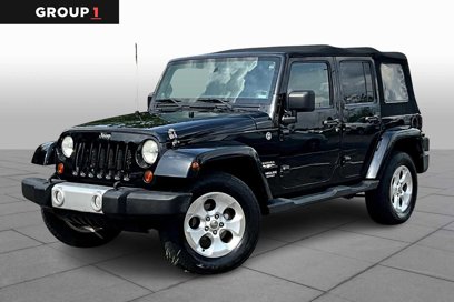 Used 2013 Jeep Wrangler Unlimited Sahara w/ Connectivity Group
