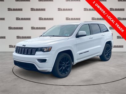 Used 2017 Jeep Grand Cherokee Altitude