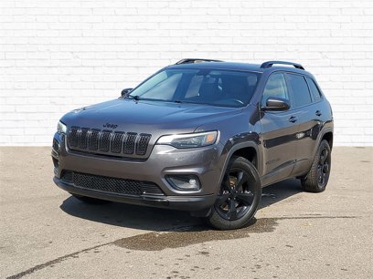 Used 2019 Jeep Cherokee Latitude w/ Comfort & Convenience Group