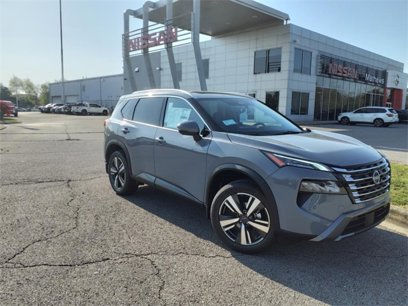 New 2025 Nissan Rogue SL w/ SL Premium Package