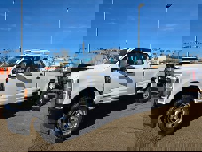 New 2025 Ford F350 XL w/ FX4 Off-Road Package