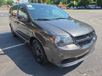 Used 2016 Dodge Grand Caravan SE