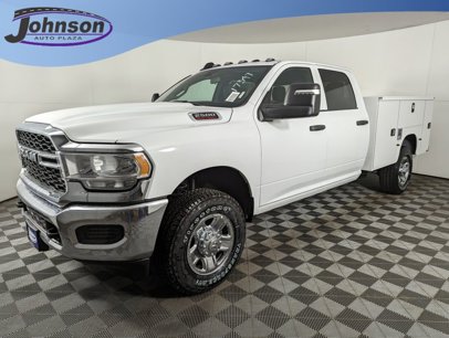 New 2024 RAM 2500 Tradesman w/ Chrome Appearance Group