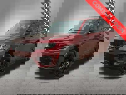 Used 2023 Jeep Grand Cherokee Altitude