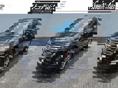 Used 2023 Chevrolet Traverse Premier