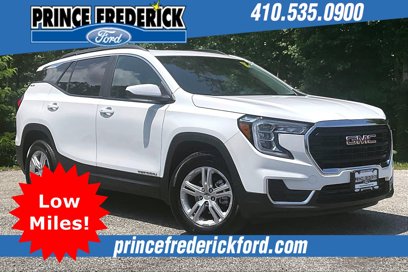 Used 2024 GMC Terrain SLE w/ Driver Convenience Package