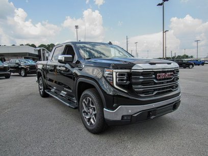 New 2026 GMC Sierra 1500 SLT w/ SLT Premium Package