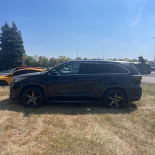 Used 2017 Toyota Highlander XLE