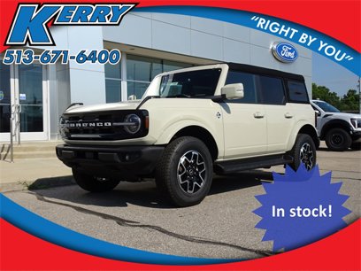 New 2025 Ford Bronco Outer Banks