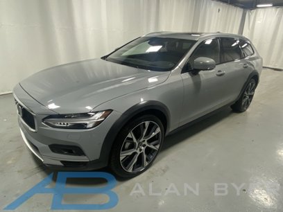 Certified 2025 Volvo V90 B6 Cross Country Ultra