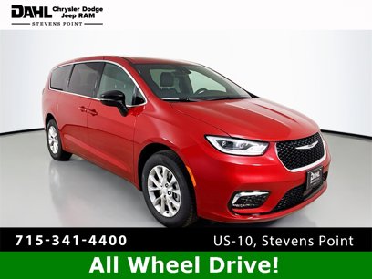 New 2025 Chrysler Pacifica Select