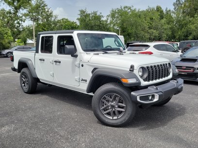 New 2025 Jeep Gladiator Sport S