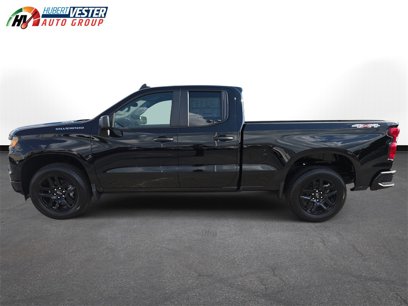 New 2025 Chevrolet Silverado 1500 Custom