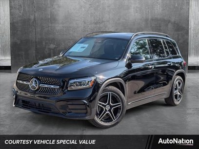 New 2025 Mercedes-Benz GLB 250