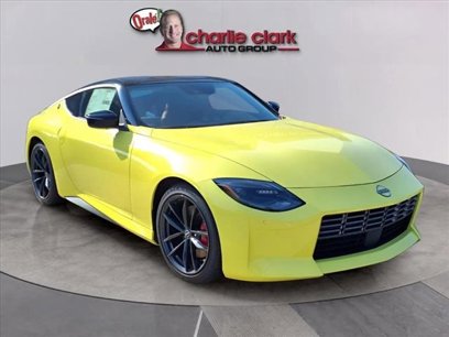 New 2024 Nissan Z Performance w/ Floor Mat Package