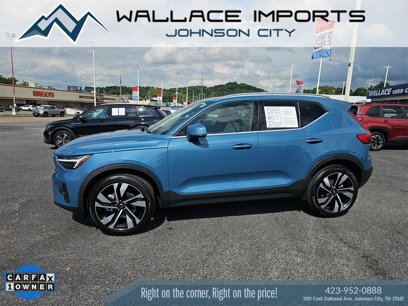 Used 2024 Volvo XC40 B5 Plus w/ Climate Package