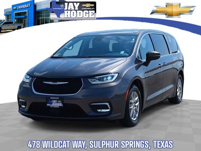 Used 2023 Chrysler Pacifica Touring-L