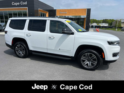 Used 2025 Jeep Wagoneer 4WD w/ Premium Group I