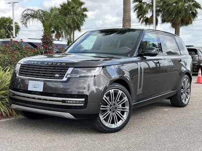 New 2025 Land Rover Range Rover Long Wheelbase SE