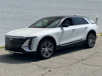 New 2025 Cadillac Lyriq Luxury