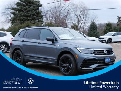 New 2024 Volkswagen Tiguan SE R-Line