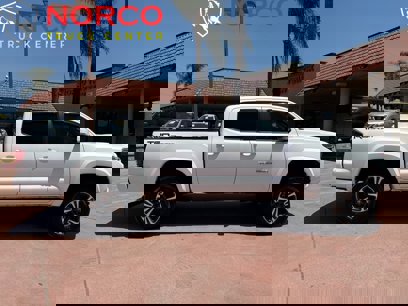 Used 2018 Toyota Tacoma TRD Sport w/ Technology Package