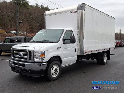 New 2025 Ford E-450 and Econoline 450 Super Duty w/ Driver's Safety Package