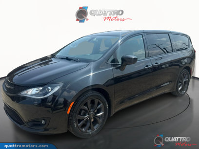Used 2020 Chrysler Pacifica Touring w/ S Appearance Package