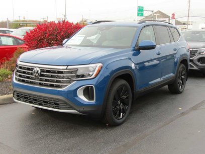 New 2025 Volkswagen Atlas SE