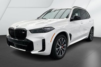 New 2025 BMW X7 M60i w/ Executive Package