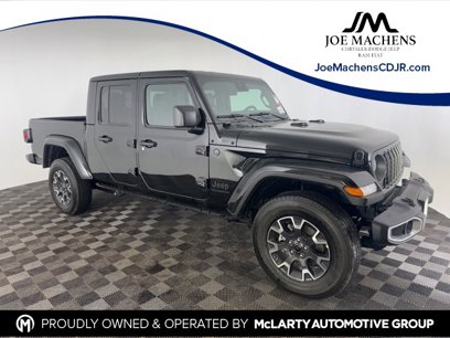 New 2025 Jeep Gladiator Sport w/ Premium Package
