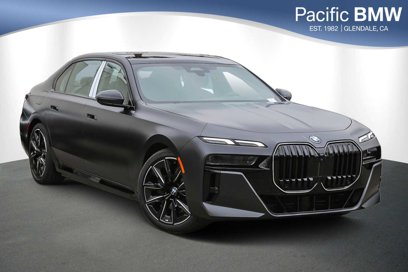 New 2025 BMW 750e xDrive w/ Premium Package