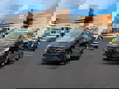 New 2025 Hyundai Elantra Limited