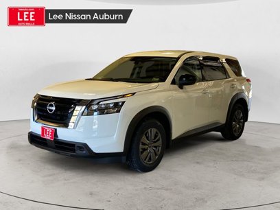 New 2025 Nissan Pathfinder S