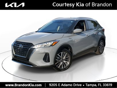 Used 2021 Nissan Kicks SV