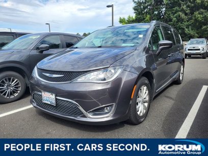 Used 2019 Chrysler Pacifica Touring-L