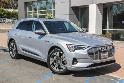 Used 2022 Audi e-tron Premium Plus w/ Premium Plus Package