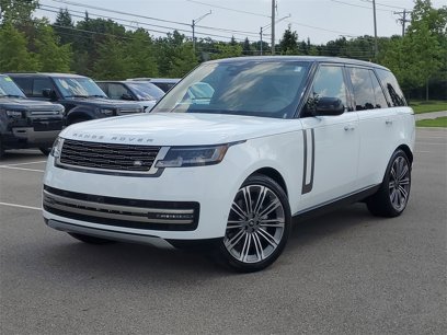 New 2025 Land Rover Range Rover SE