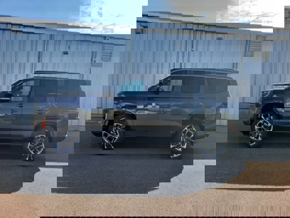New 2024 Jeep Wagoneer Series III w/ Premium Group I