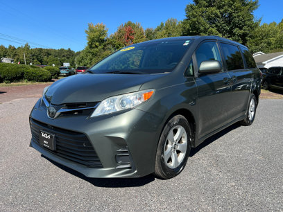 Used 2020 Toyota Sienna LE