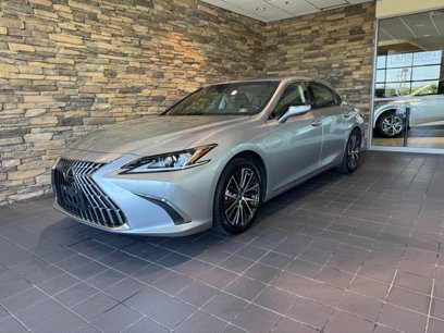 Certified 2022 Lexus ES 350 w/ Premium Package