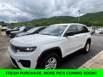 Used 2023 Jeep Grand Cherokee Laredo