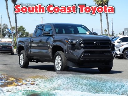 New 2025 Toyota Tacoma SR5