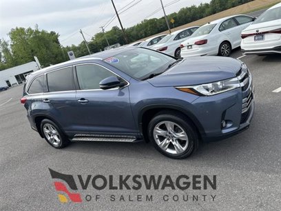Used 2017 Toyota Highlander Limited Platinum