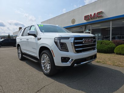 New 2025 GMC Yukon Elevation