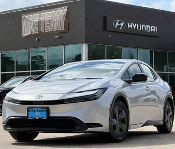 Used 2023 Toyota Prius
