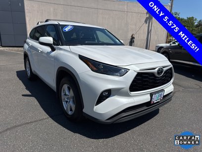 Used 2023 Toyota Highlander LE